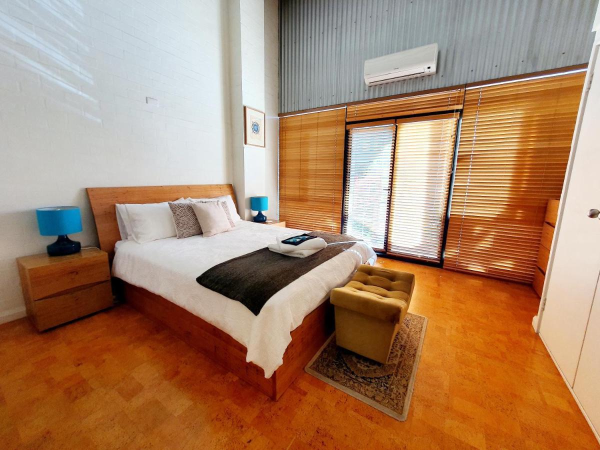 Primary 43 2brm Townhouse Fremantle With 2 Carbays Apartment