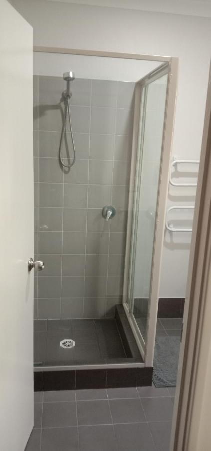 Homestay Near Train Station Transport Hub With Bicycle Locker Perth