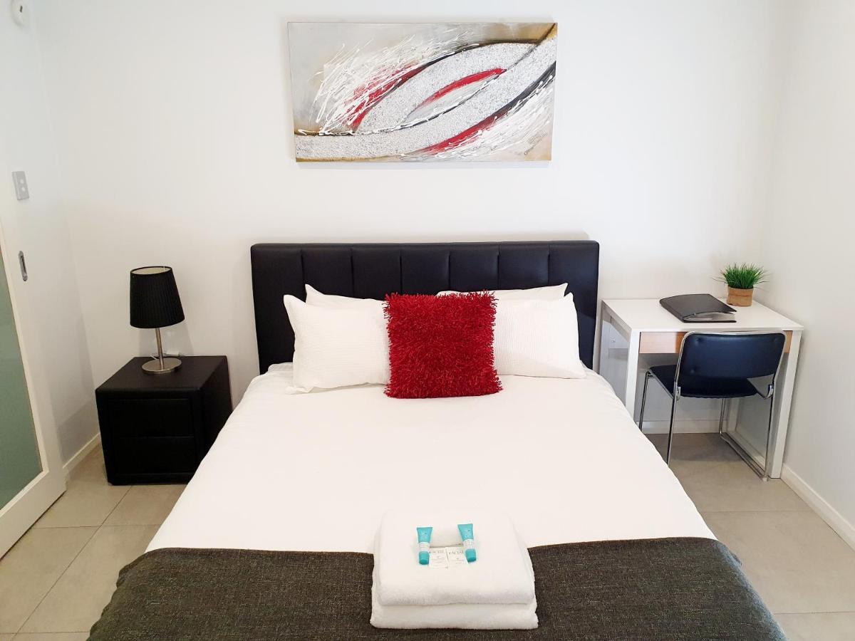Apartment M5 West Near Kings Park *