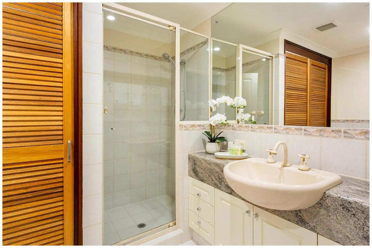 Charming, Cosy, Classic Executive 1 Bedroom *