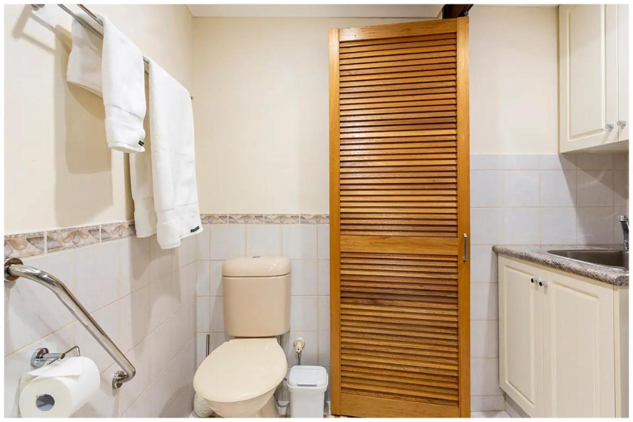 Charming, Cosy, Classic Executive 1 Bedroom * Perth