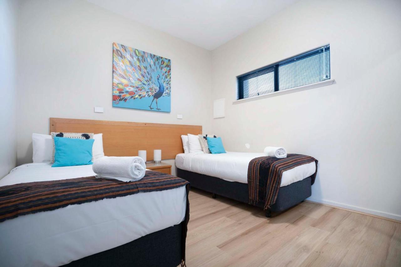 507 High Heaven Breathtaking Views, Pool, Parking * Perth
