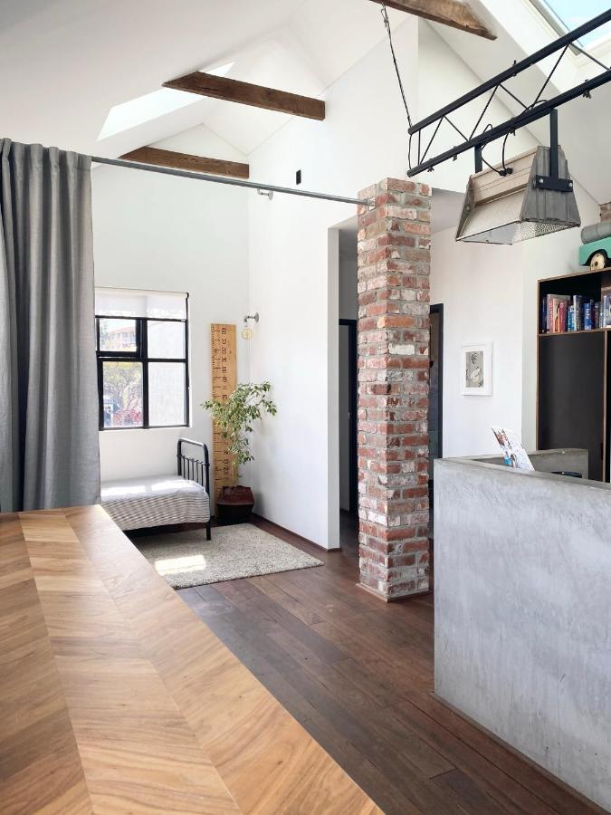 Chic Loft Style *