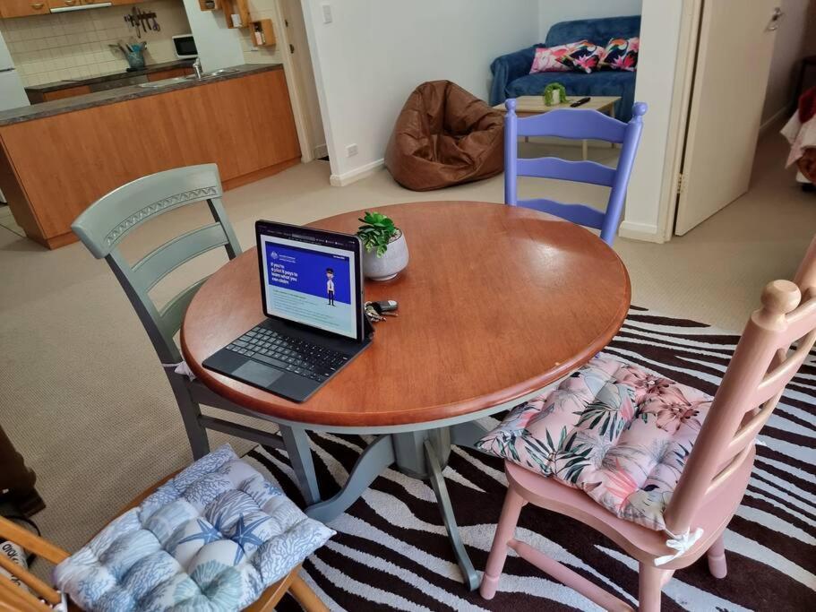 Apartamento Little Monica Apartment- Spacious, Affordable & Perth