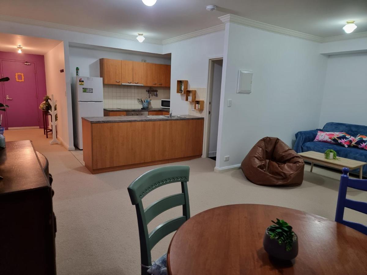 Little Monica Apartment- Spacious, Affordable & *