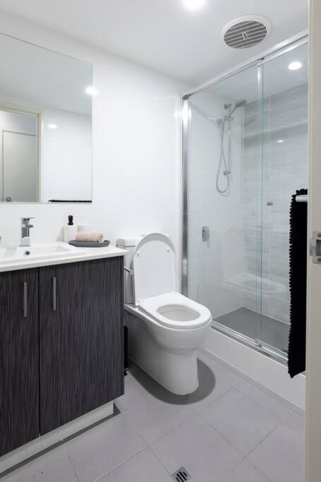 Modern Town House - Close To Cbd * Perth