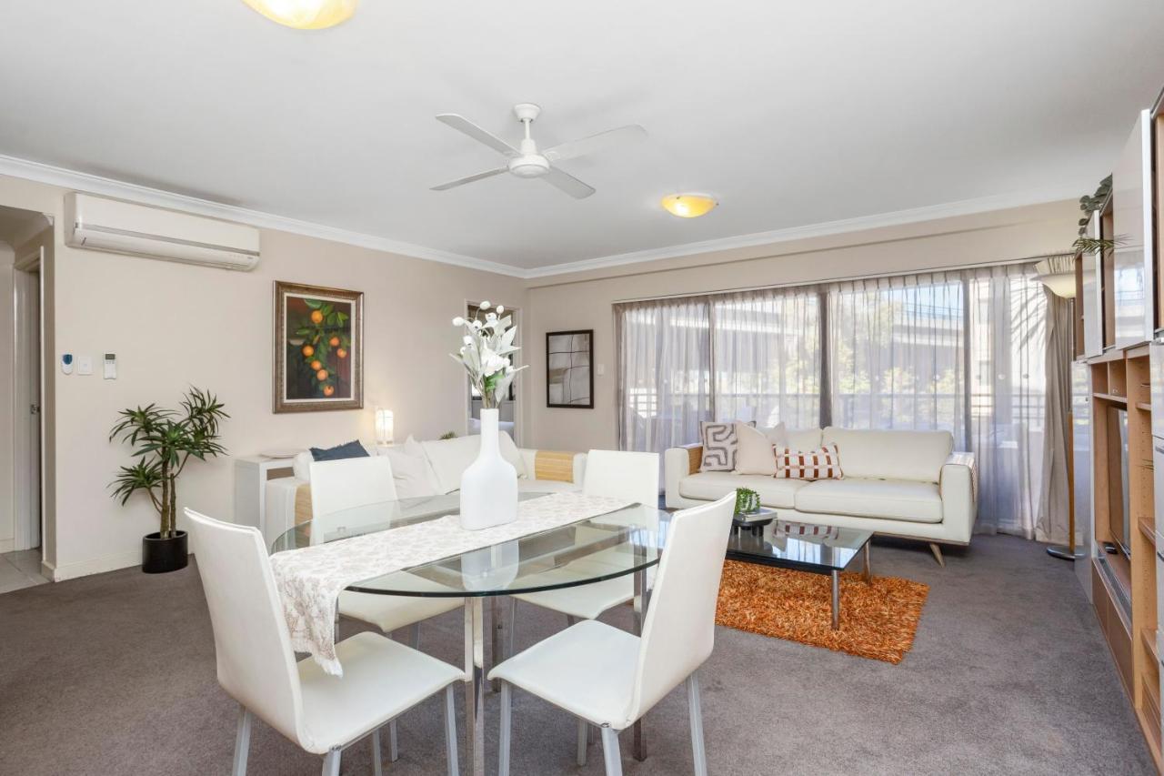 Executive 2br On Mounts Bay Road Apartamento *