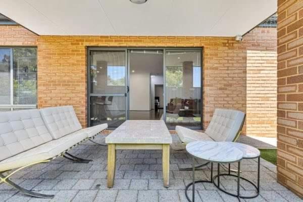 Luxury Affordable At Belmont!! Homestay *