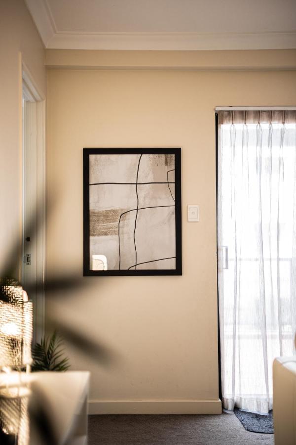 Executive 2br On Mounts Bay Road Apartamento *