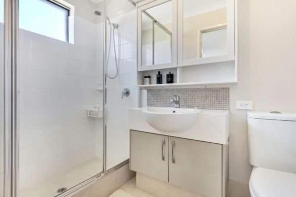 Luxury Affordable At Belmont!! Homestay Perth