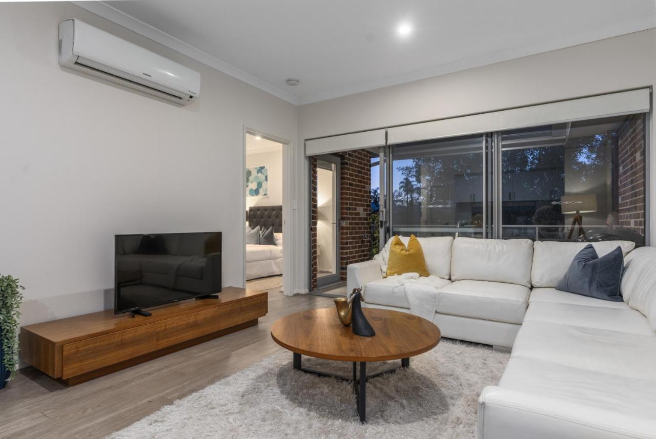 Metro Modern Escape Unwind Near The Swan Valley Apartment