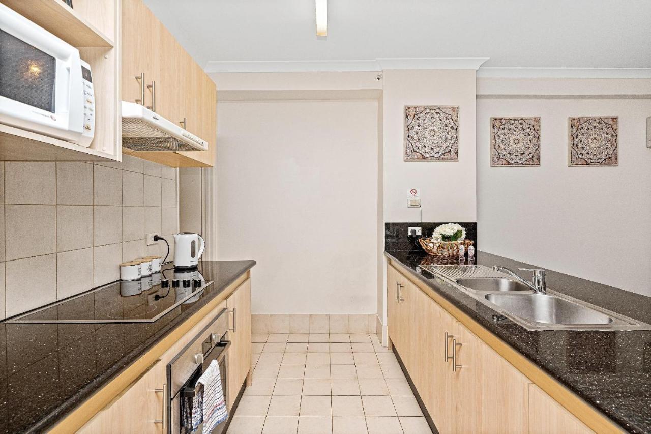 46 Hay St Hideaway 2brparking * Perth