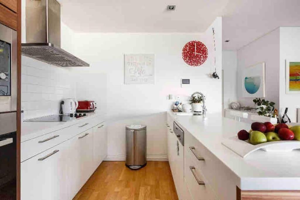 Apartment In The 1b1b Pool And View *