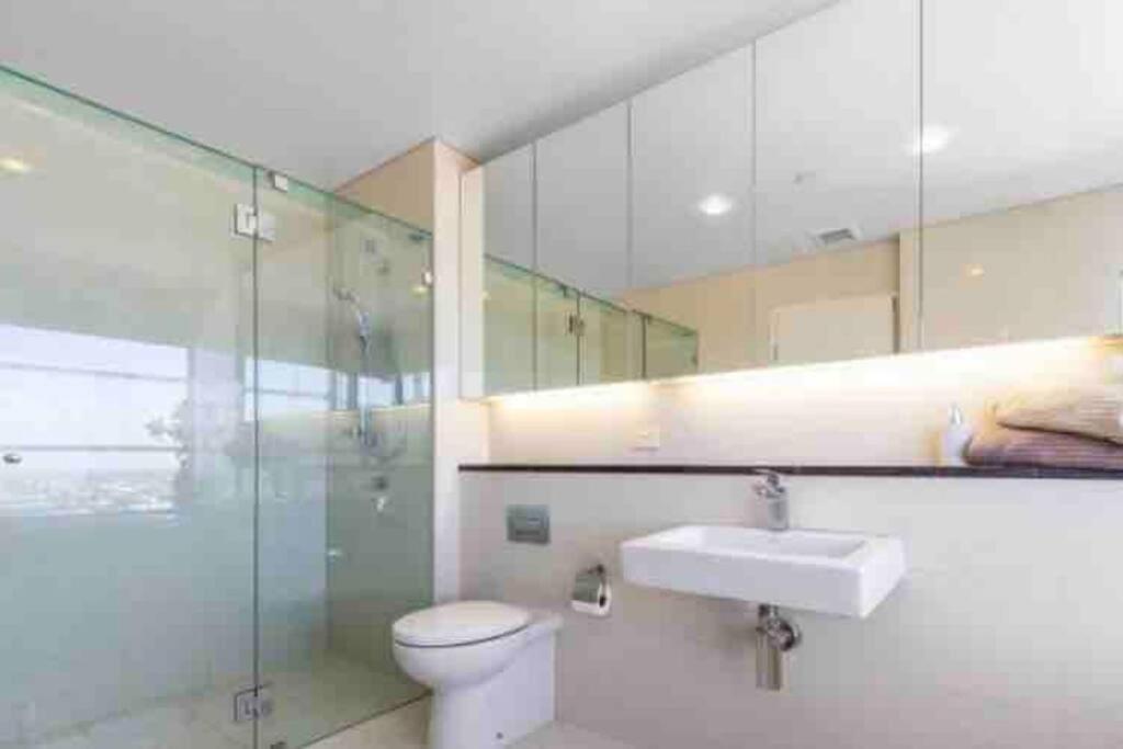 Apartment In The 1b1b Pool And View *