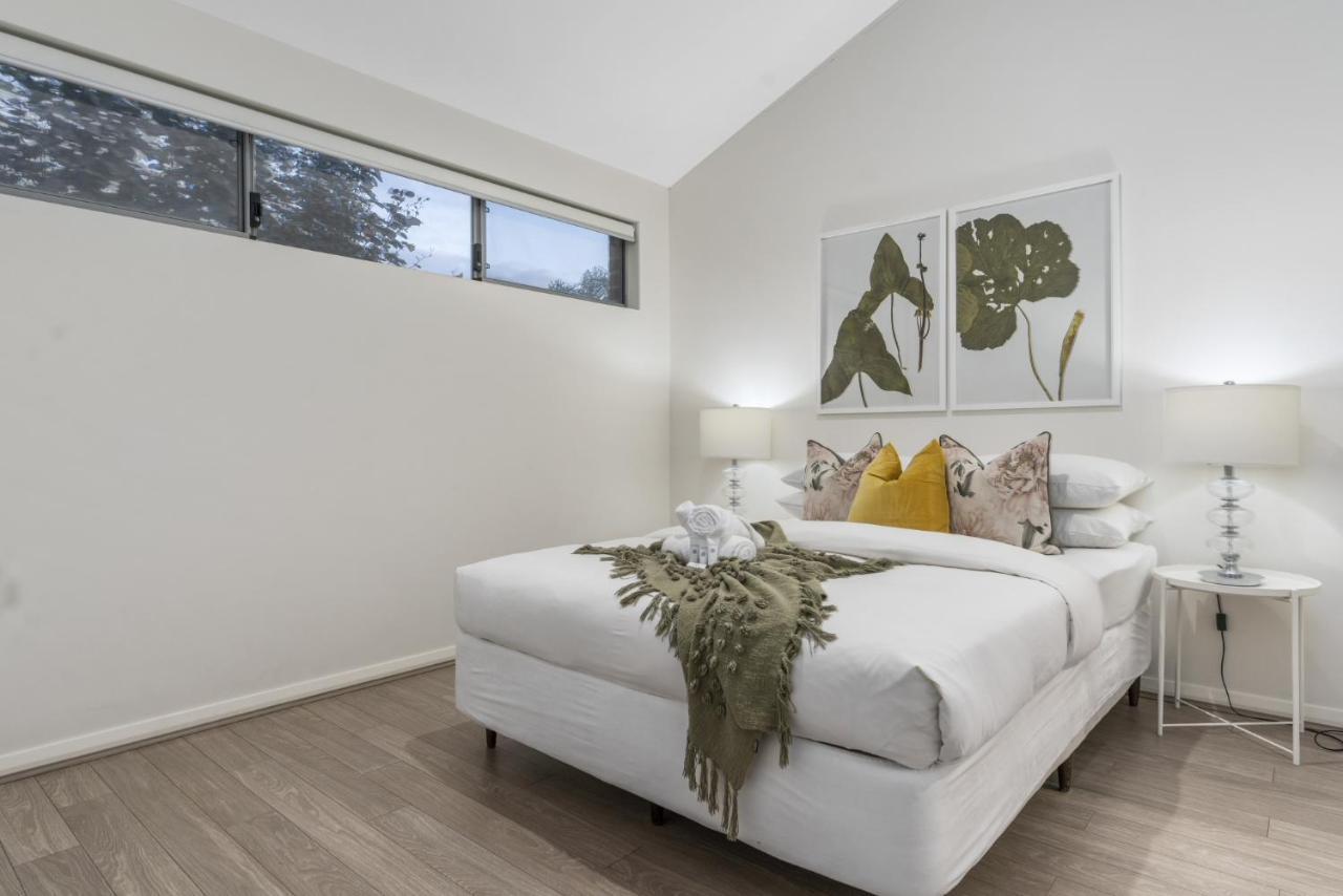 Modernista Getaway Your Airport Retreat