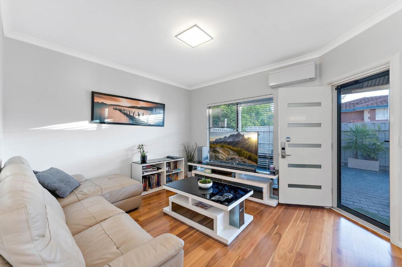 Holiday home Modern Scarborough Townhouse