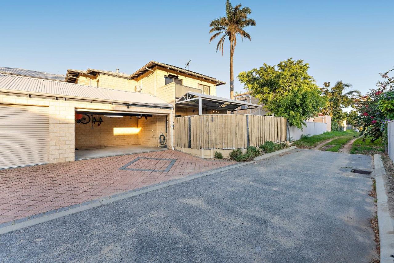 Modern Scarborough Townhouse Perth