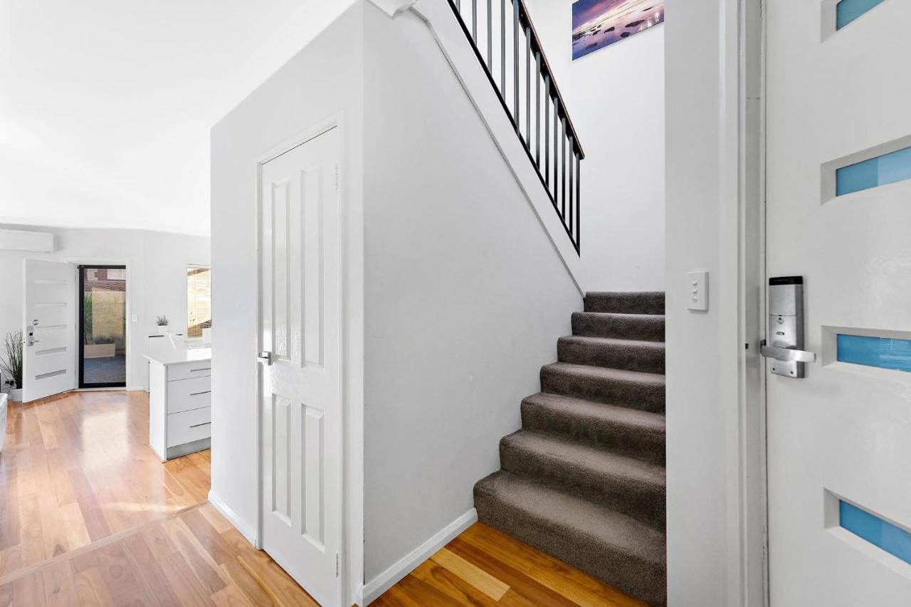 Modern Scarborough Townhouse *
