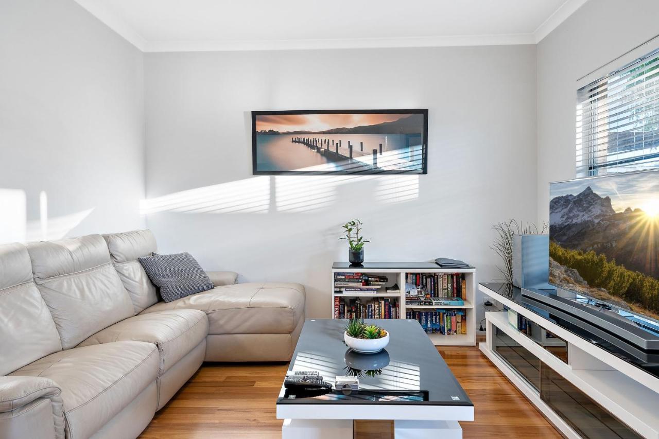 Modern Scarborough Townhouse *