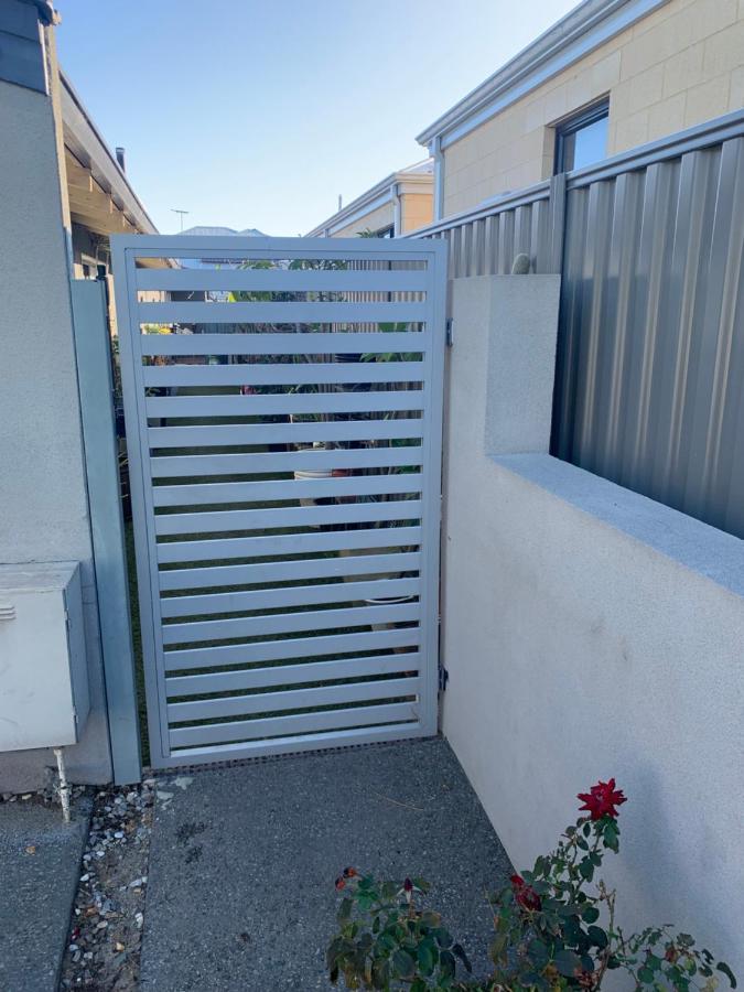 Whitfords Retreat - 2 Bedroom Unit Villa Perth