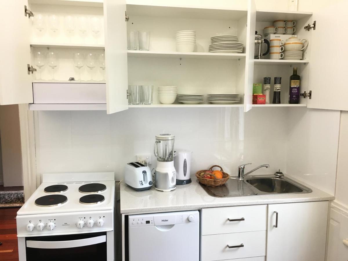 Charming Federation Style Minutes From Cbd Holiday home Perth