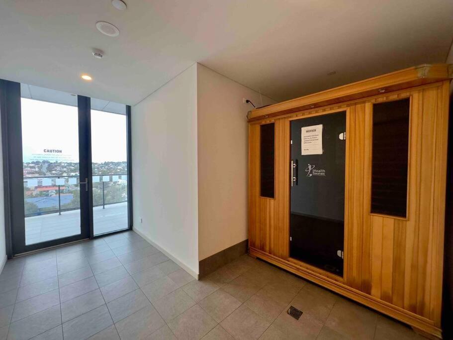 Apartment Scarborough Oceanview 2br Special Rate