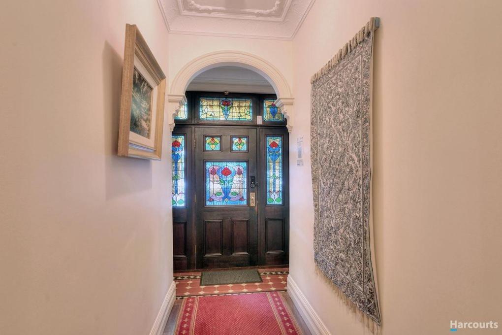 Guest house Heart Living-a Near New Federation Style House In The Heart Of