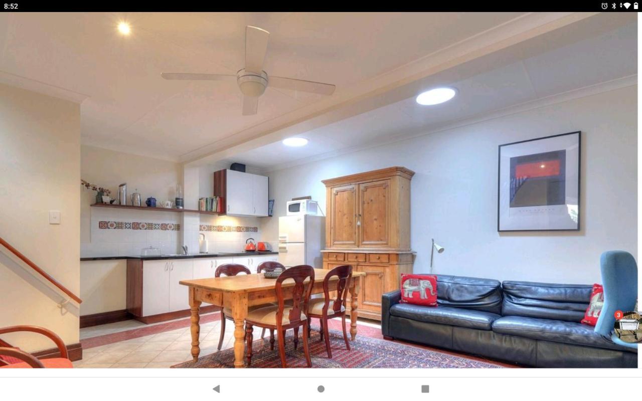 Heart Living-a Near New Federation Style House In The Heart Of Guest house Perth