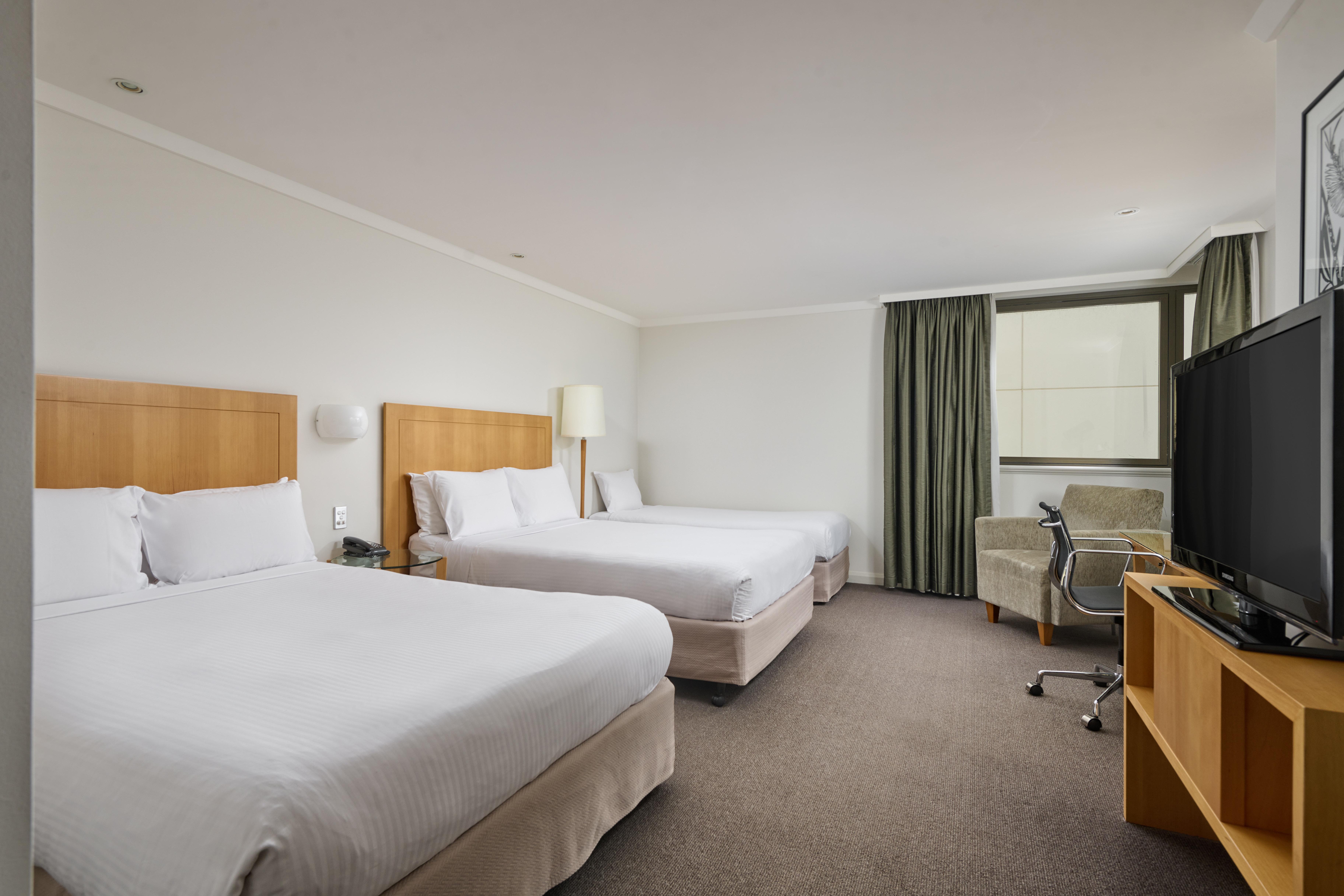 Crowne Plaza By Ihg 4*