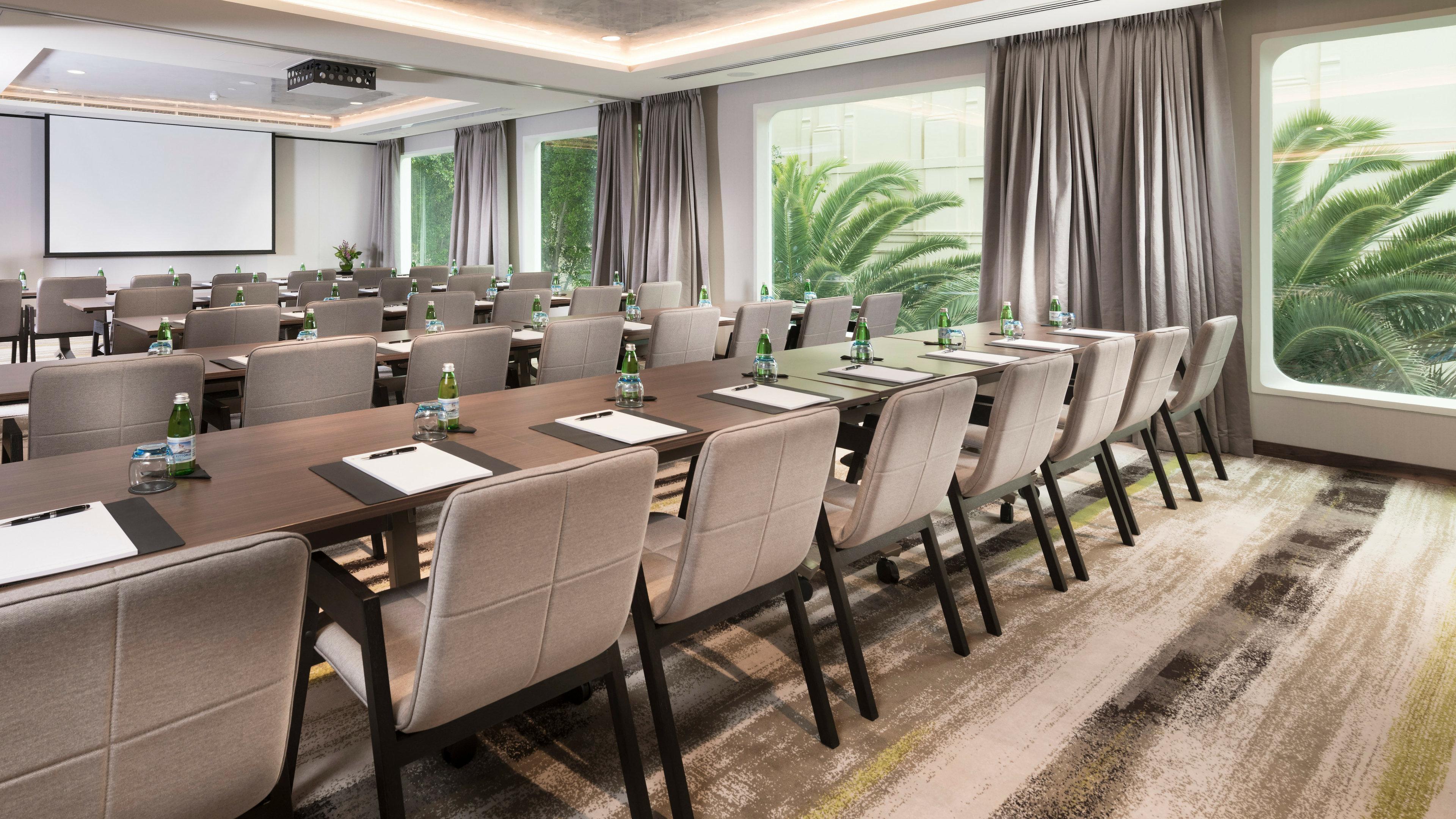 Intercontinental Centre By Ihg