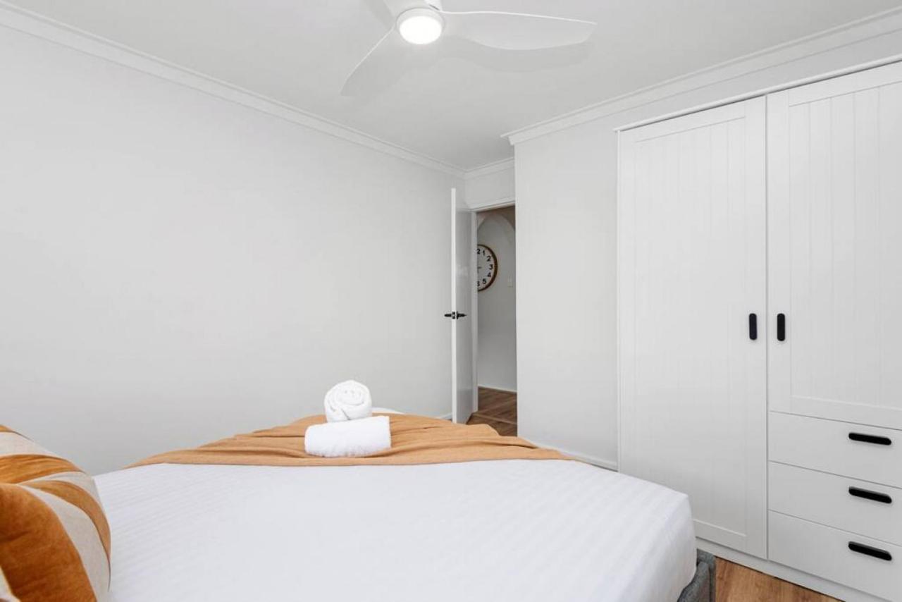 Coastal Elegance A Luxurious Dreamy Escape *
