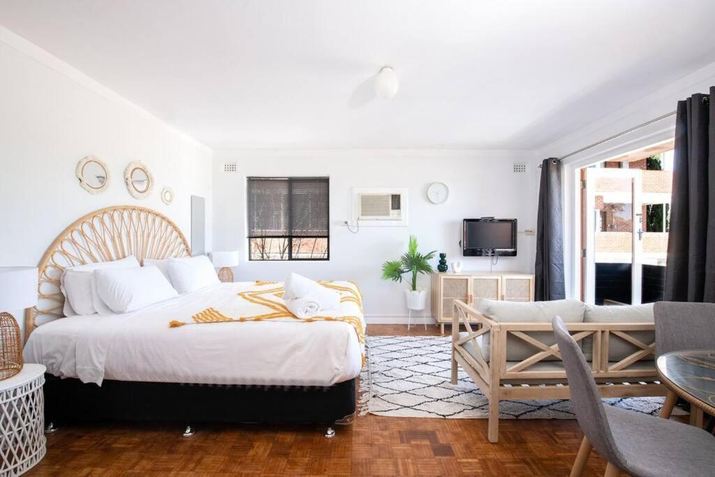 Central Loft River Views Apartment Perth