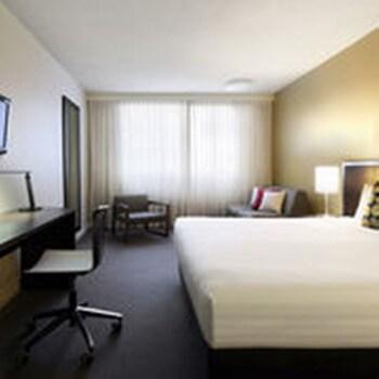 Mercure On Hay Hotel 4*