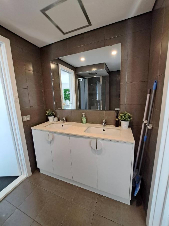 In East Apartment