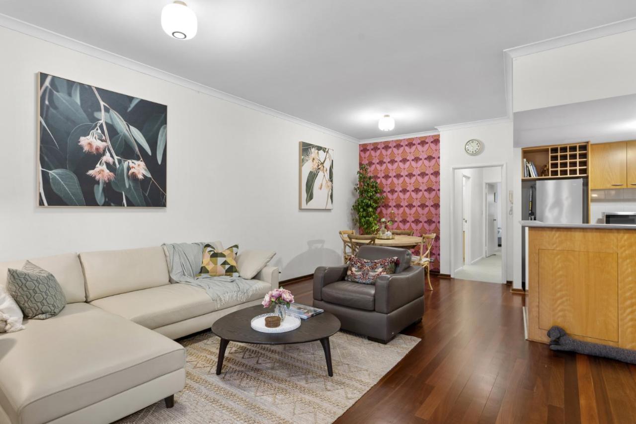 Riverside Panorama Spectacular Living * Perth