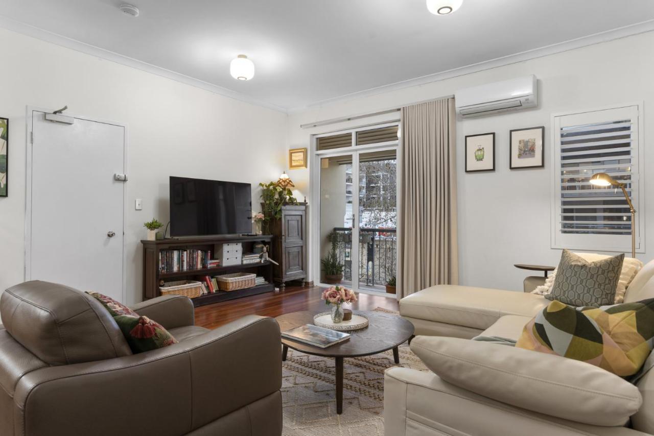 Riverside Panorama Spectacular Living Apartment Perth