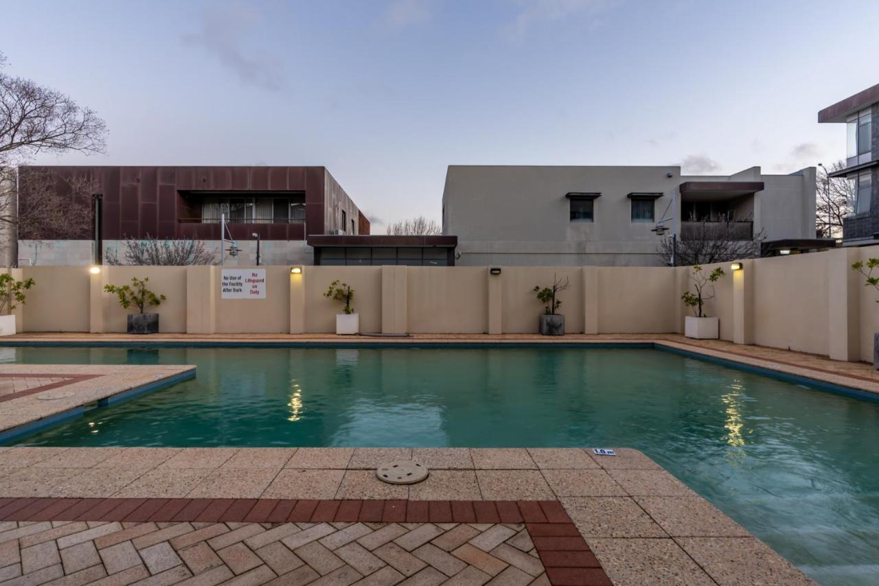 Riverside Panorama Spectacular Living * Perth