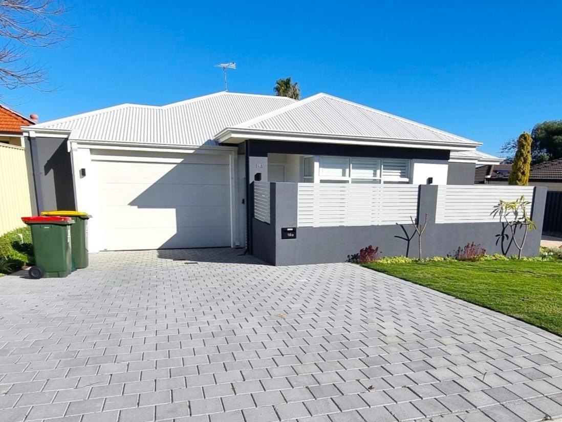 Tranquil & Elegant Getaway Home, Near & Villa *