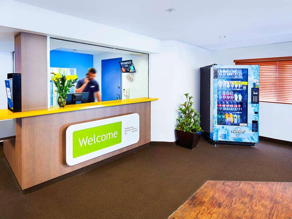 Ibis Budget Airport Hotel