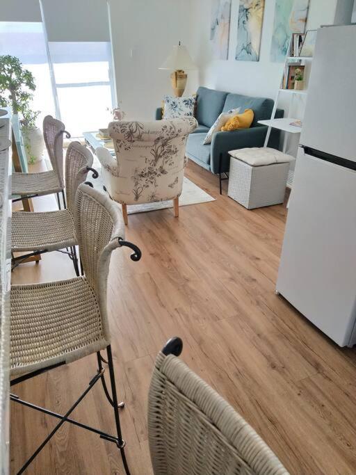 Simply Delightful Unit Close To Cbd And Apartment Perth
