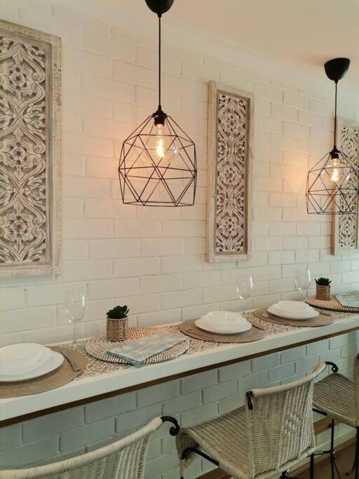 Simply Delightful Unit Close To Cbd And