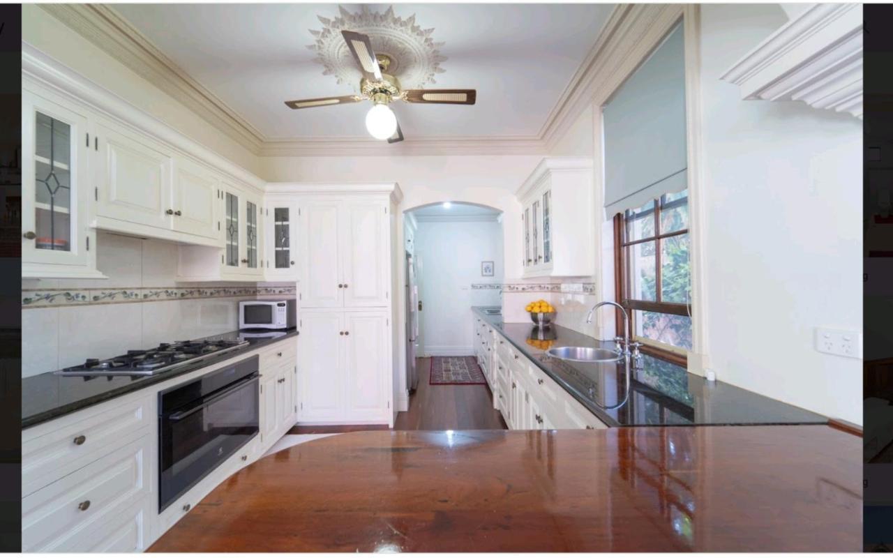 Modern Heart Living With View And Free Parking Homestay *