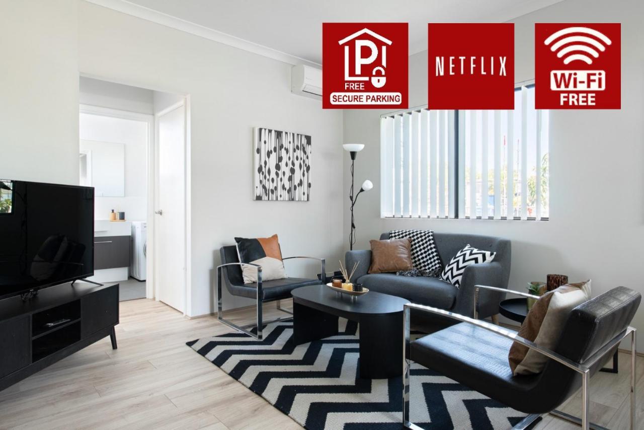 Apartment Minimalist Exec 2bdr Near River