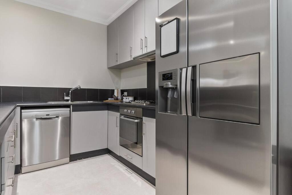 Luxury Retreat In The Heart Of Subiaco Apartment Perth