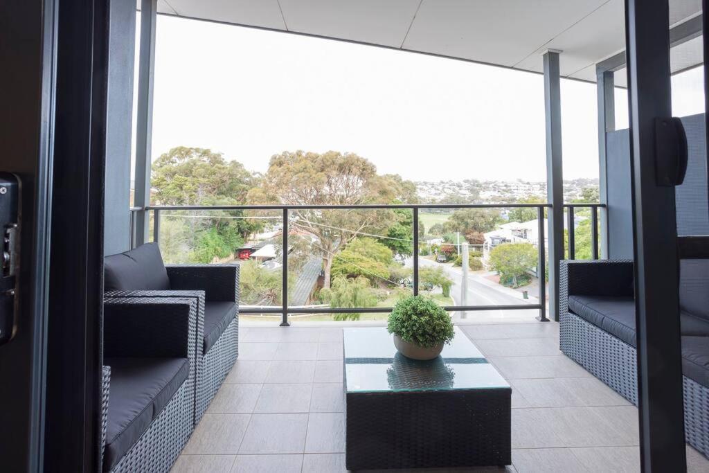 The Retreat On Nautilus ~ Walk To * Perth