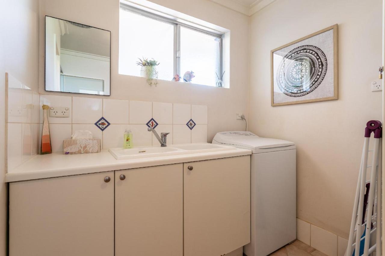 West Coast Delight 1br 1 Bth *