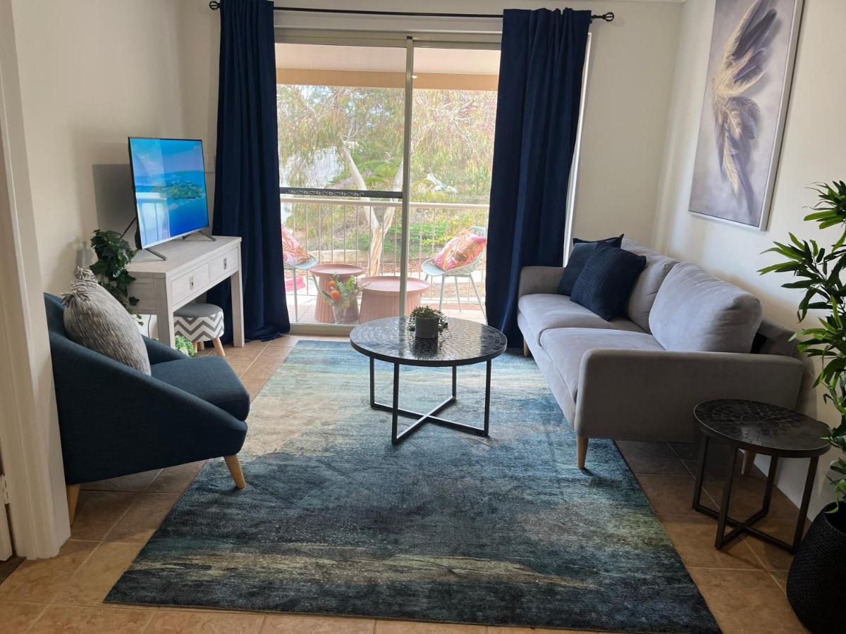 Apartment 63a Joondalup Jewel Sleeps 2 1br1bth Perth