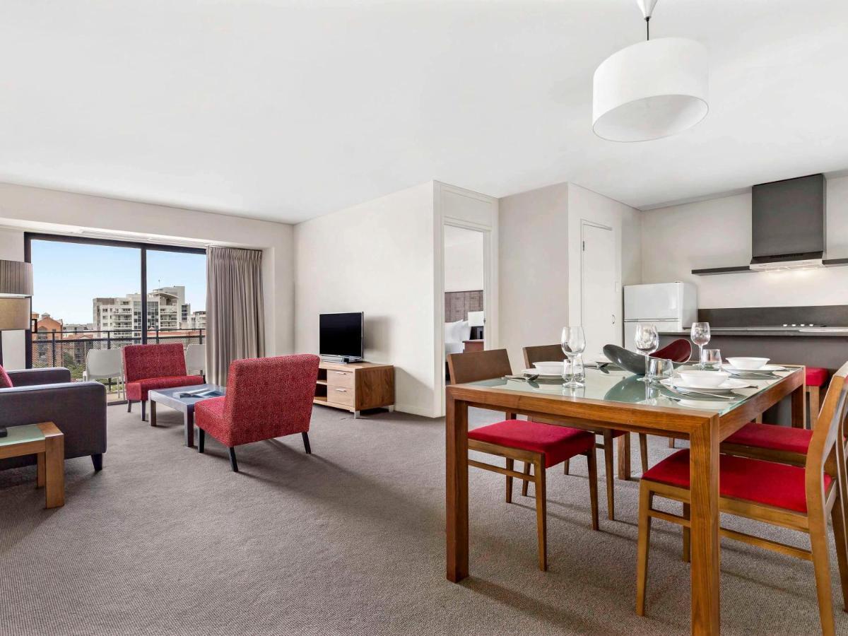 Mantra On Hay Aparthotel Perth