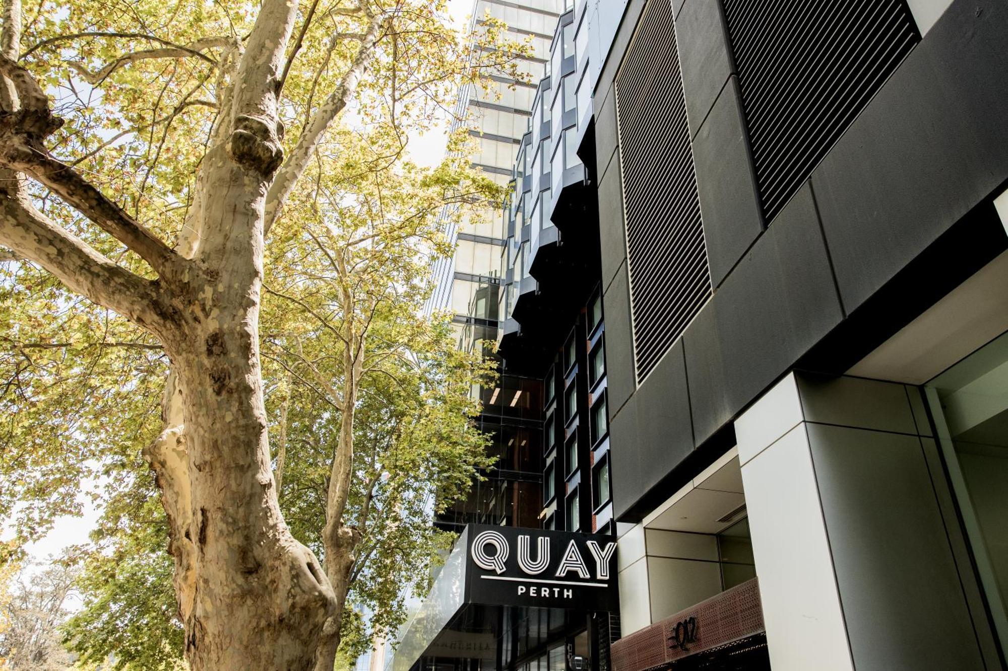 Quay Hotel 4*