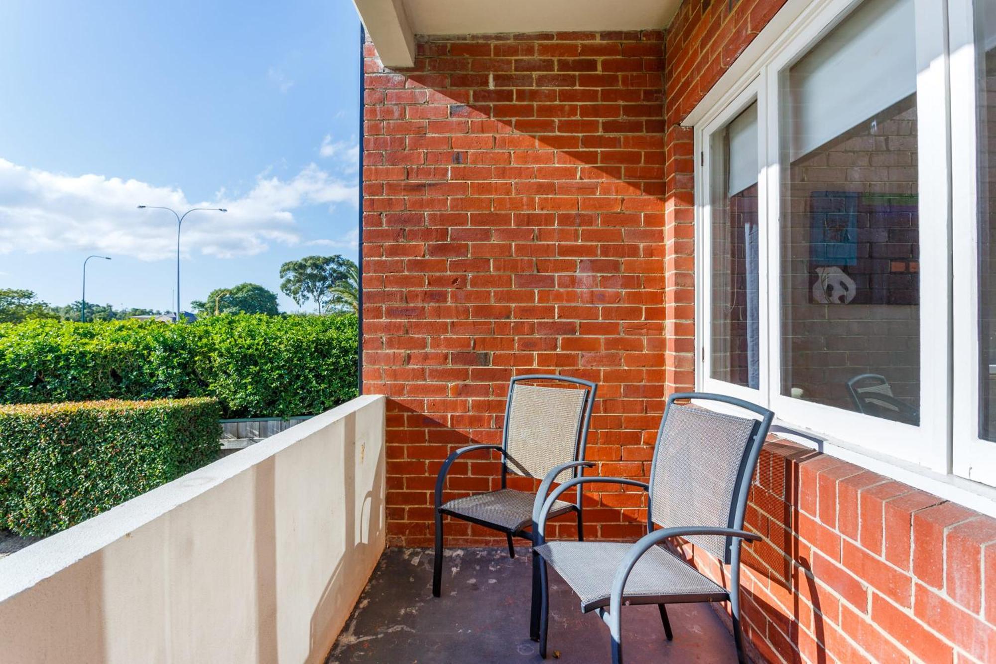 2 Bedroom 1 Bathroom Perth